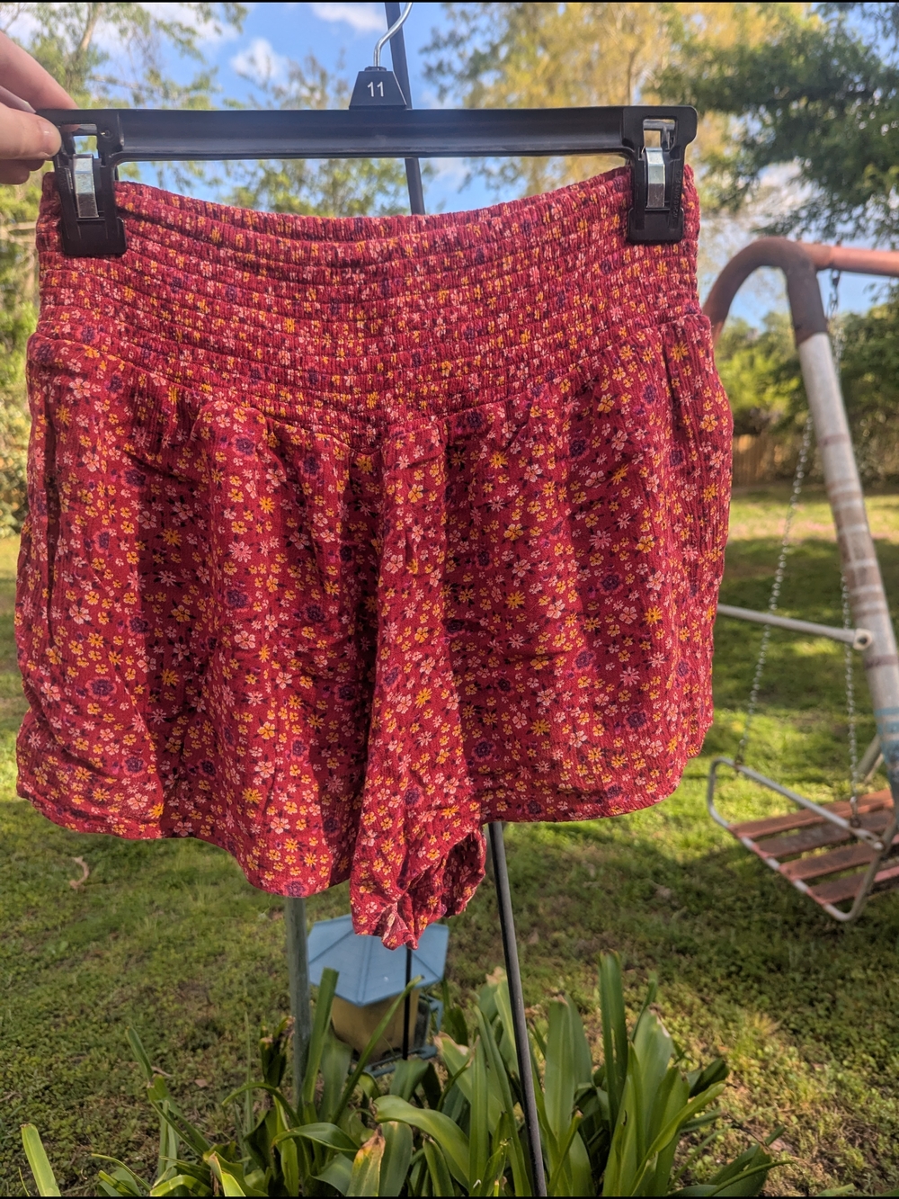 Aeropostale Red Floral Smocked Waist Women’s Shorts